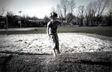 julien_20151125_140333_cropthreebw